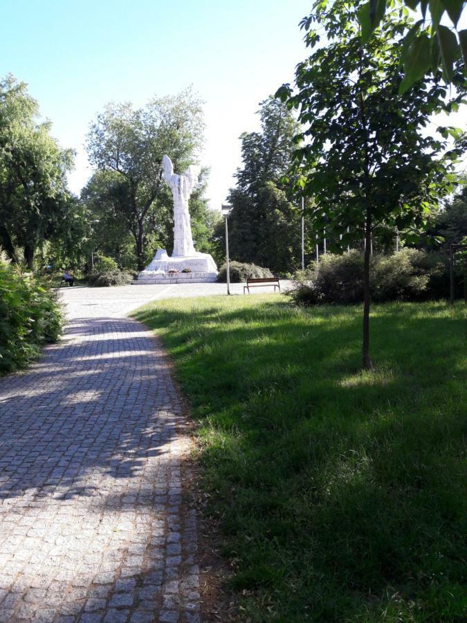 Green Point * Warszawa